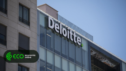 Deloitte instala agentes de IA na Nos e inspira telecoms globais