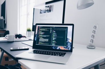 Python e SQL continuam a ser as linguagens de programação mais procuradas pelas empresas